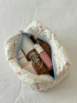 Zippered Pouch Pattern view products/images/71834a65-4d23-4746-a8bc-bfa523dd7fc2.jpg